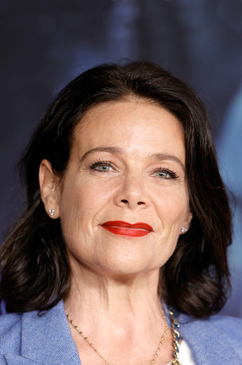 Meredith Salenger Pictures and Photos | Fandango